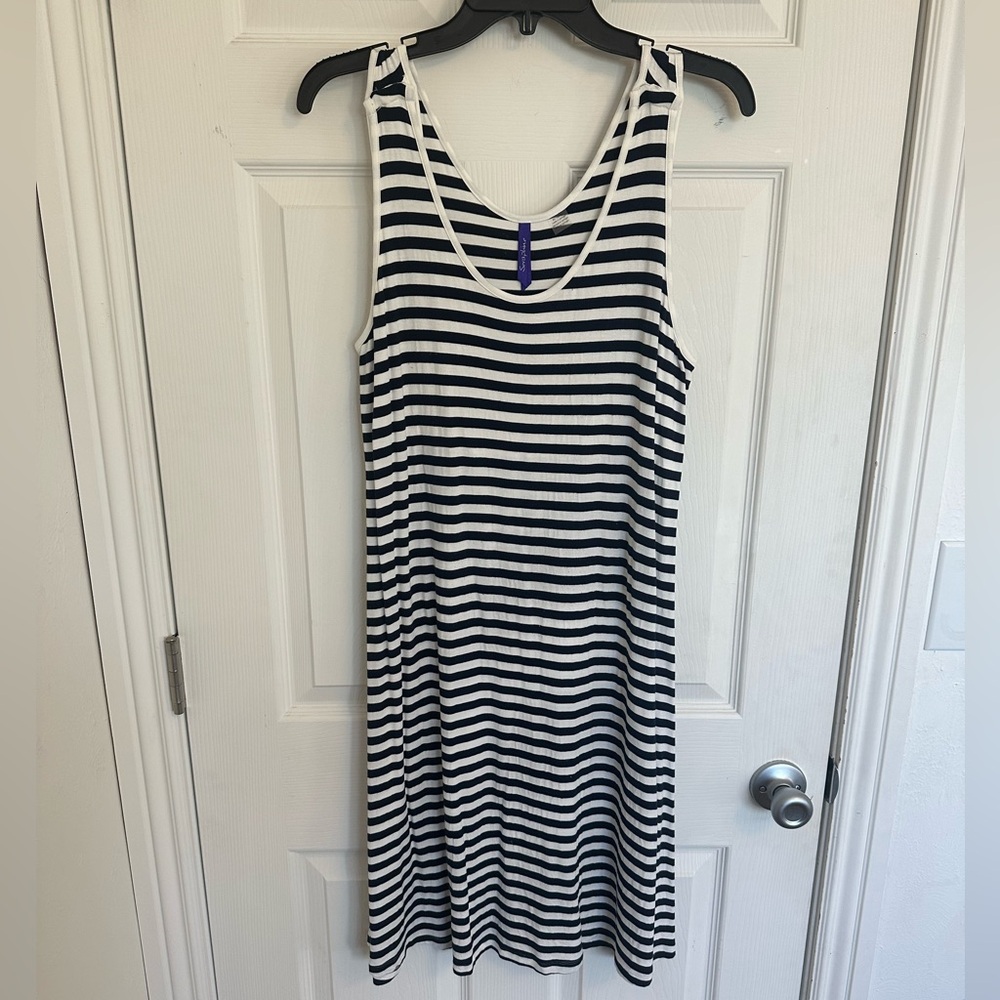 Seraphine Black and White Striped Sleeveless Maternity Nursing Dress, XL